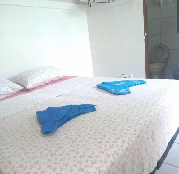 اتاق استاندارد, Hostel Pigally