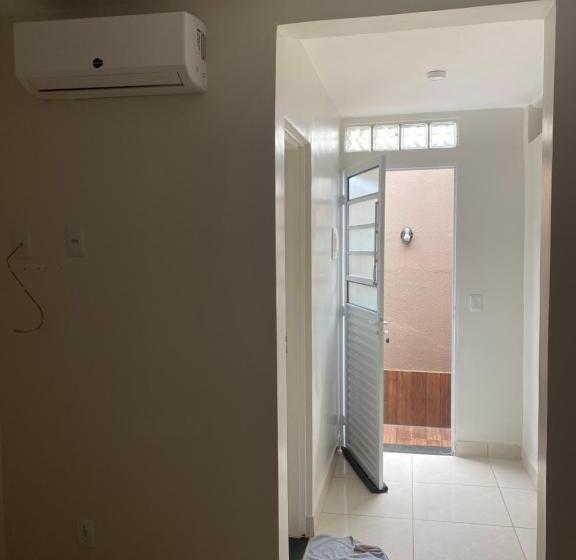 اتاق لوکس یک تخته, Hostel Pigally