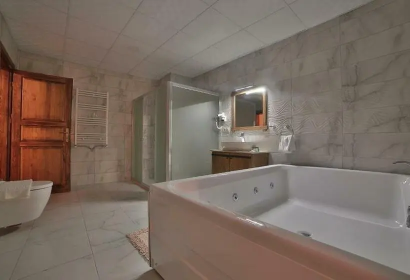 Standard-huone King-vuode, Cakiltasi Evi