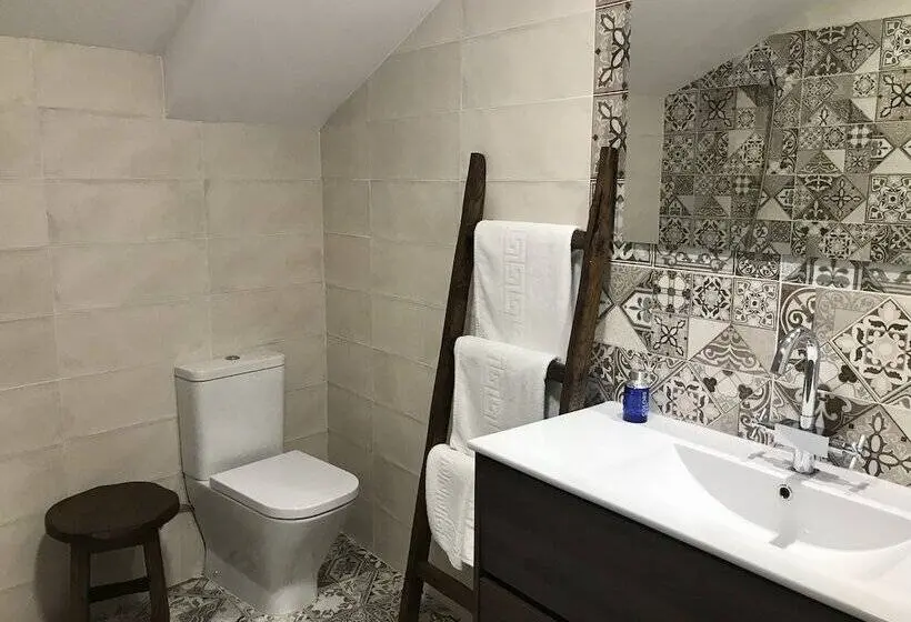 バス共有のスタンダードルーム, B&b Puente De órbigo