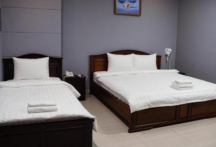 اتاق استاندارد سه نفره, Bình Minh