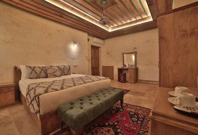 디럭스 룸, Cakiltasi Evi