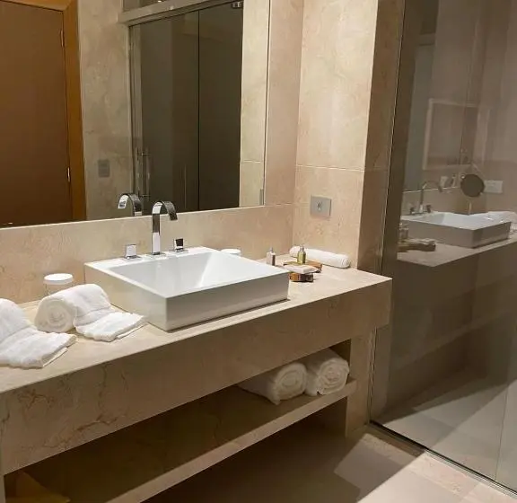 スイート, Daj Resort & Marina