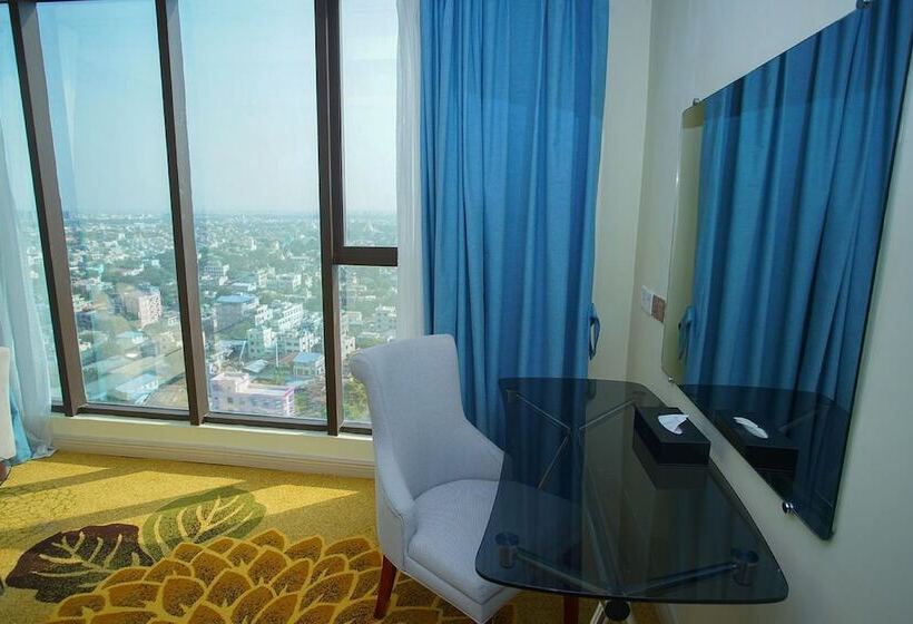 سوییت خانوادگی, Grand Park