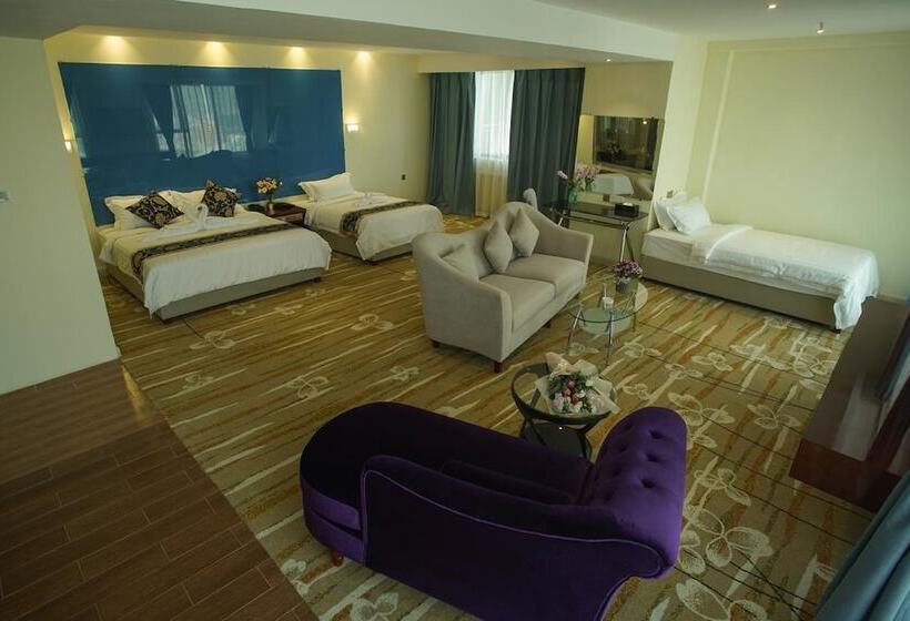 سوییت خانوادگی, Grand Park