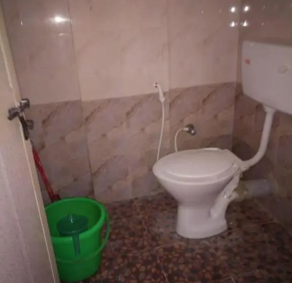 Llit en Habitació Compartida, Highland Inn