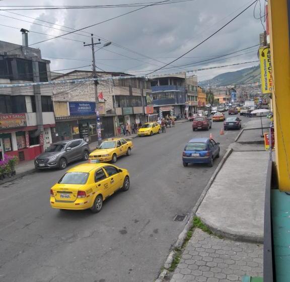 Basis 3-Bett-Zimmer, Hostal Oro Orense