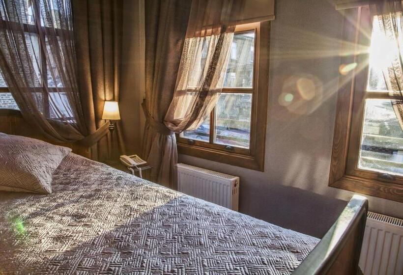 标准间, Kaf Konak