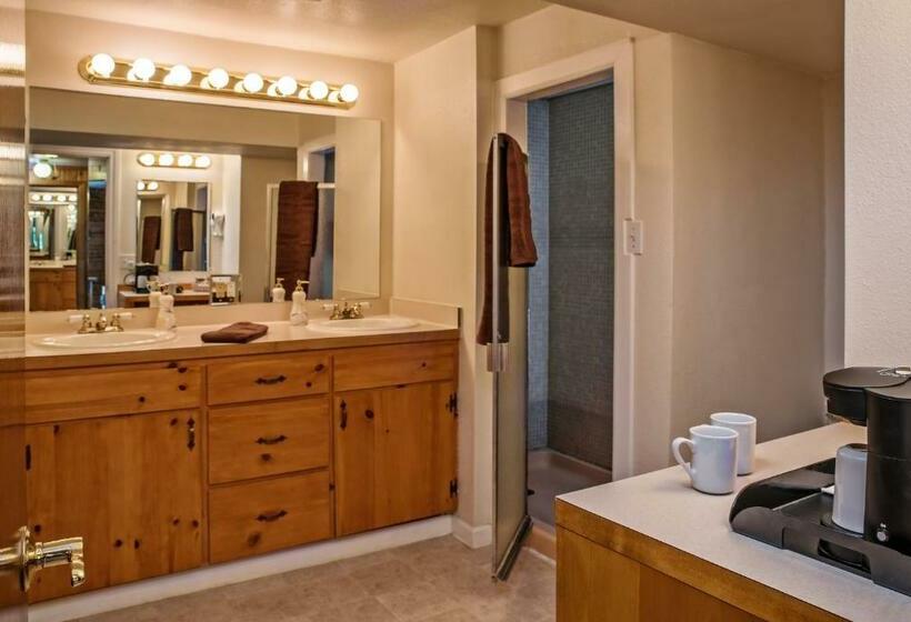 豪华房间, Stanley High Country Inn