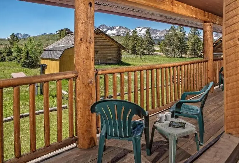 マウンテンビュースタンダードルーム, Stanley High Country Inn
