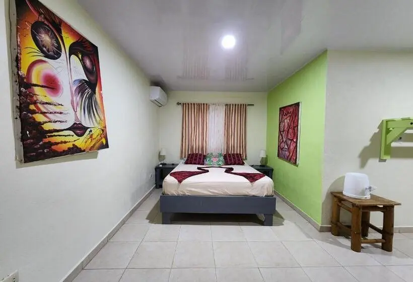 اتاق استاندارد سه نفره, Villa Rosa