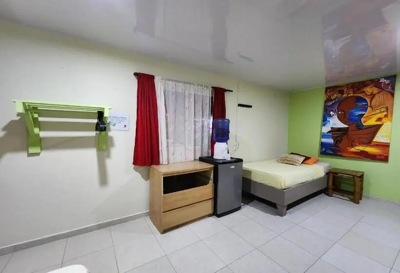 اتاق استاندارد چهار تخته, Villa Rosa