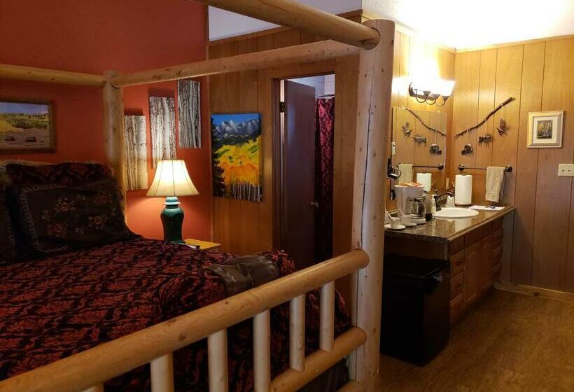 スタンダードスタジオ, The North Face Lodge