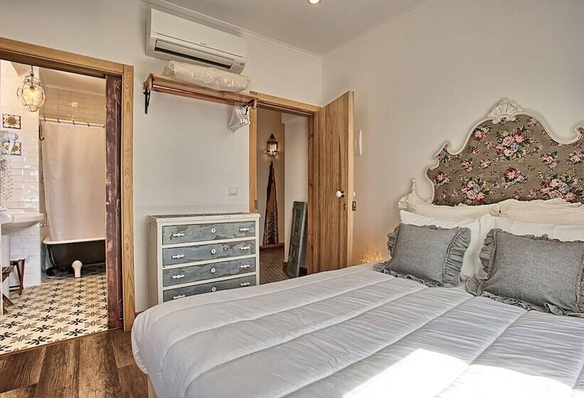 스탠다드 룸, Ninho Saloio