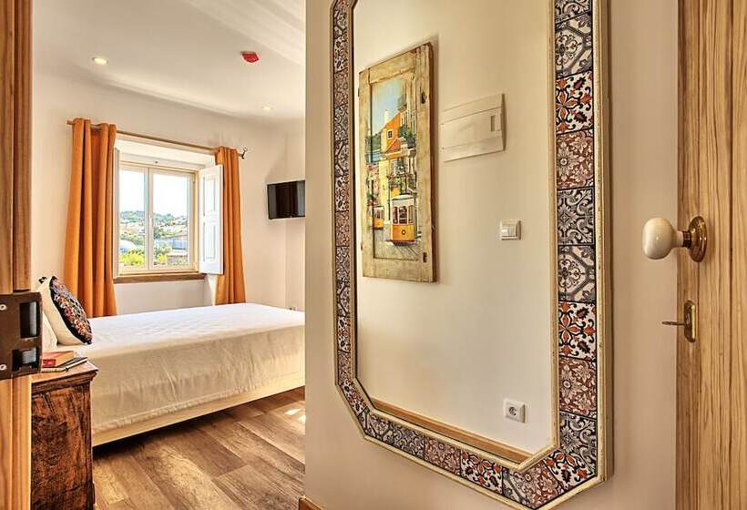 수피리어 룸, Ninho Saloio