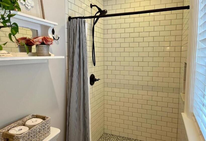 Номер Deluxe Кровать Кинг, The Holly And Ivy Inn