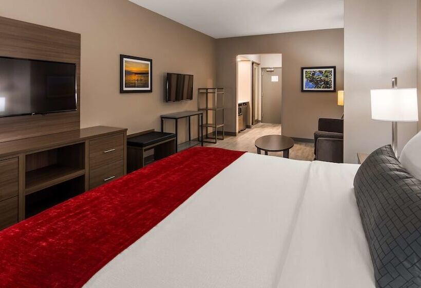 جناح, Best Western Plus Lacrescent   Lacrosse