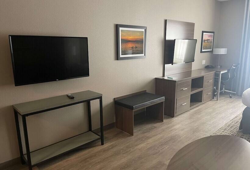 جناح لذوى الاحتياجات الخاصة, Best Western Plus Lacrescent   Lacrosse