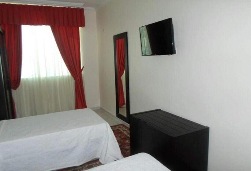 اتاق استاندارد یک نفره, De La Vallée