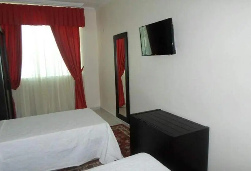 اتاق استاندارد یک نفره, De La Vallée