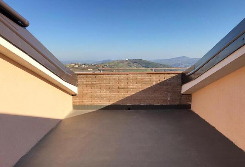 Standard Triple Room, Lo Zodiaco