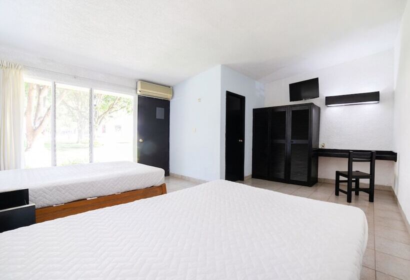 2ダブルベッドのスタンダードルーム, Teques Palace