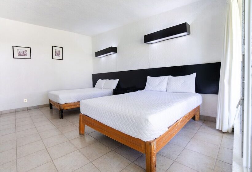 2ダブルベッドのスタンダードルーム, Teques Palace