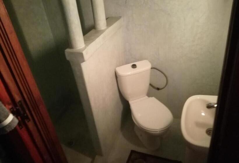 Номер Стандарт, Auberge Des Lacs