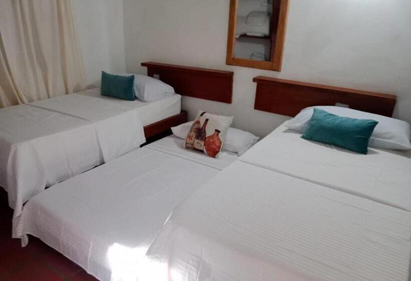 חדר בסיסי לשלושה, Casa Portales De Santa Bárbara