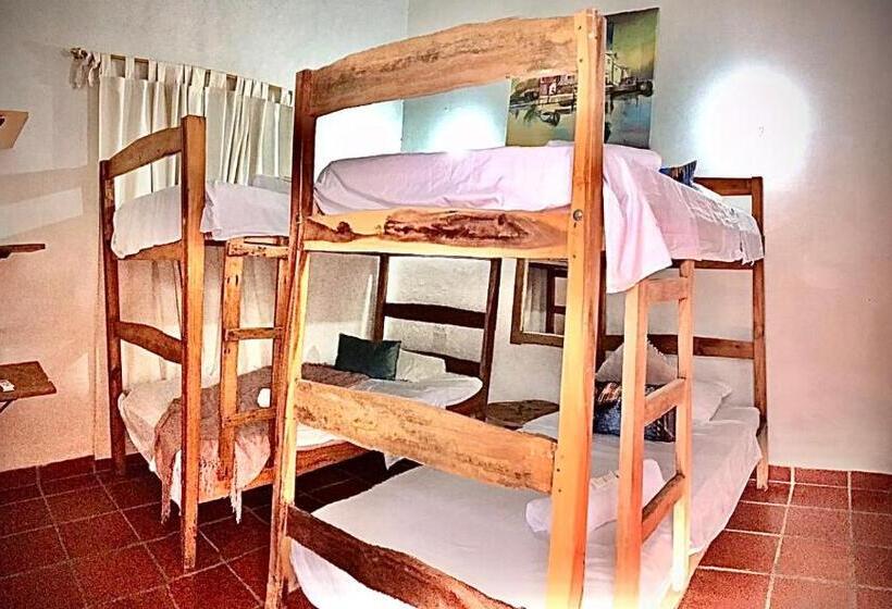 Трехместный Номер Базовый, Casa Portales De Santa Bárbara