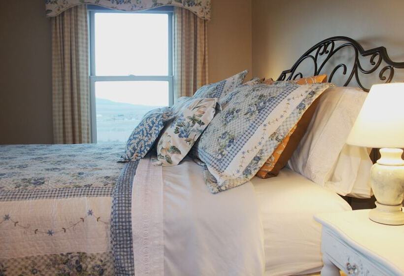 جناح عائلي, Lamp Post Lodge