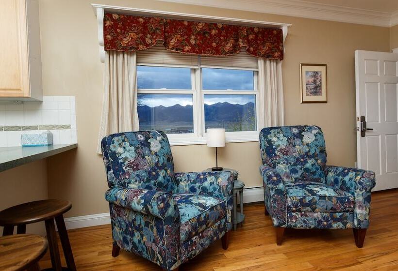 شقة عائلية غرفتين نوم, Lamp Post Lodge