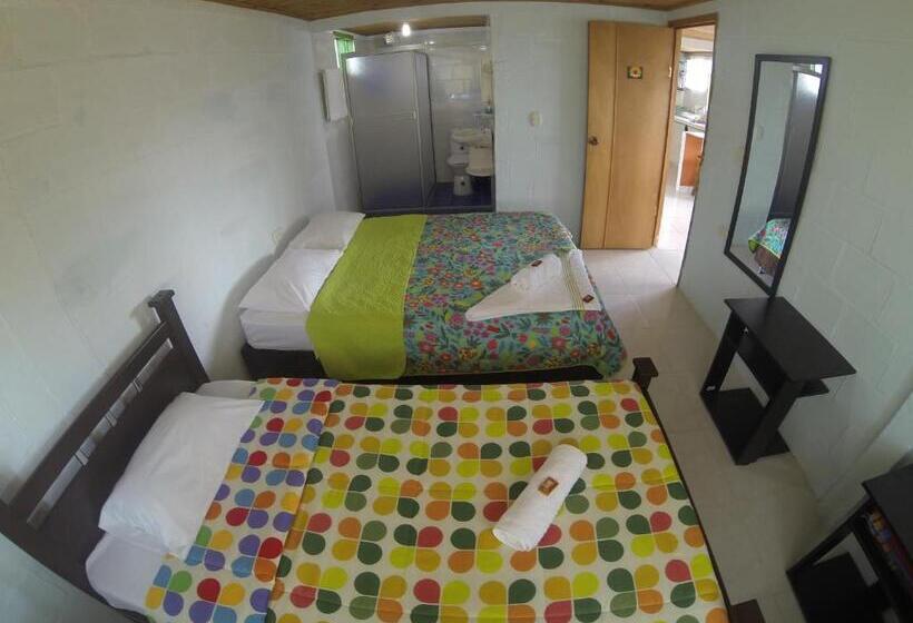 חדר סטנדרט לשלושה, Vivienda Turistica Yerbabuena