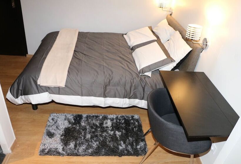 标准间, Hameau Des Essarts