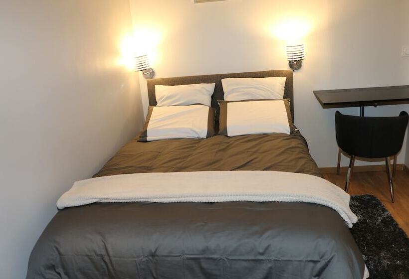 标准间, Hameau Des Essarts