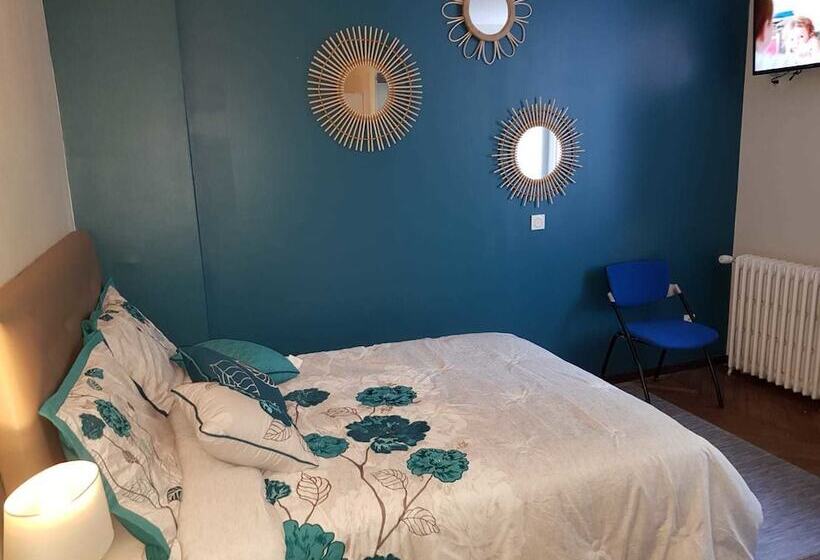 标准间, Hameau Des Essarts