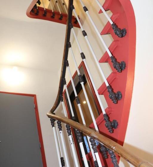 标准间, Hameau Des Essarts