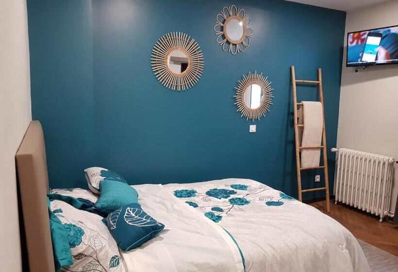 标准间, Hameau Des Essarts