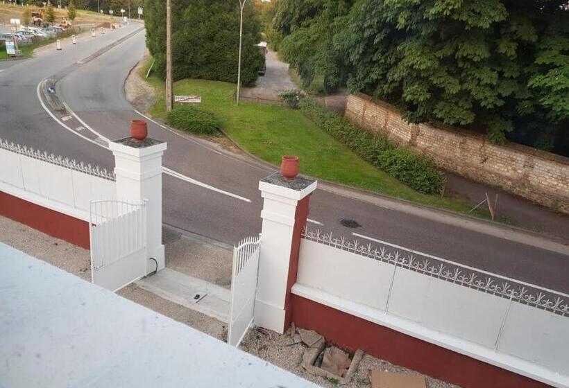 标准间, Hameau Des Essarts