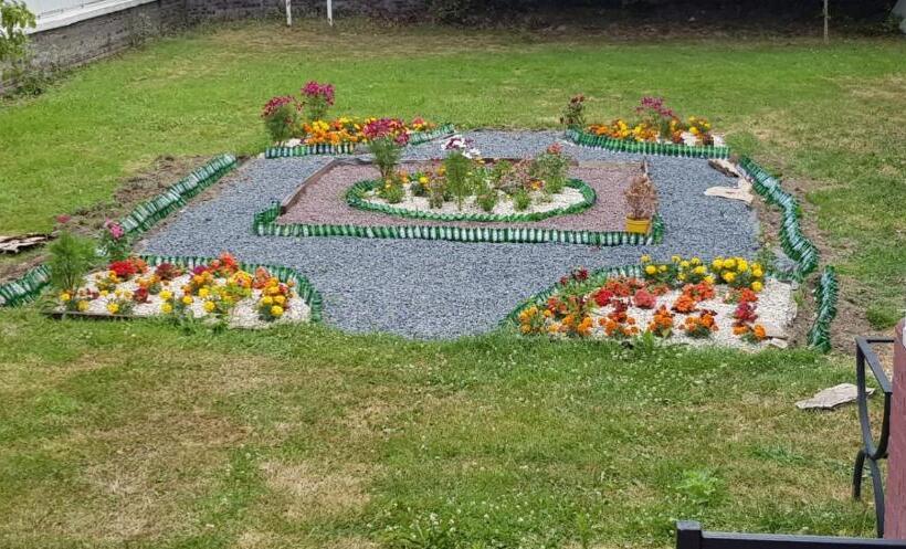 标准间, Hameau Des Essarts