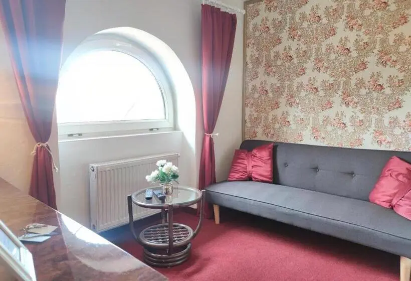 Apartament 1 Dormitori, Dejmalik
