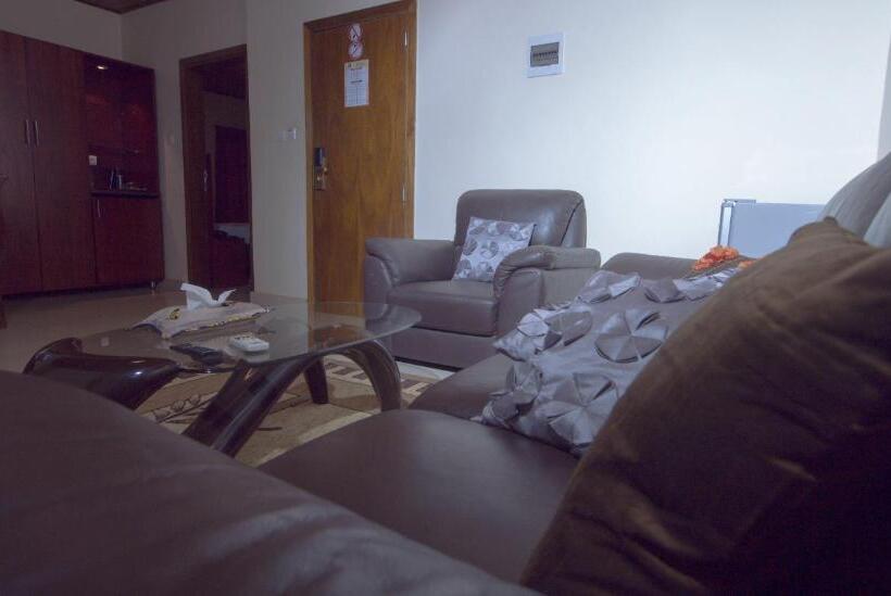 استودیوی سوپریور, Hôtel La Rose Blanche Korhogo