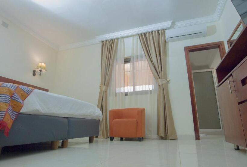 اتاق استاندارد چهار تخته, Hôtel La Rose Blanche Korhogo