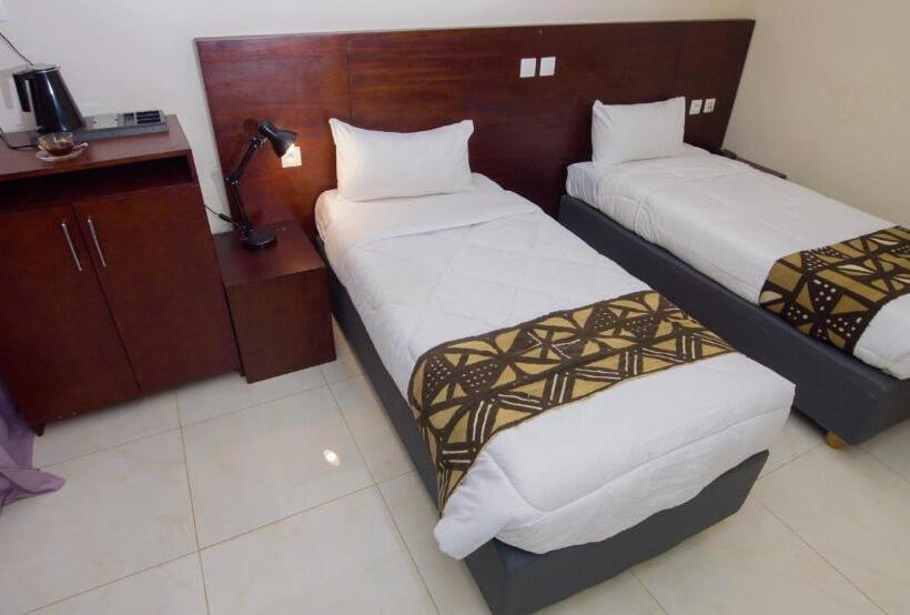 اتاق استاندارد چهار تخته, Hôtel La Rose Blanche Korhogo