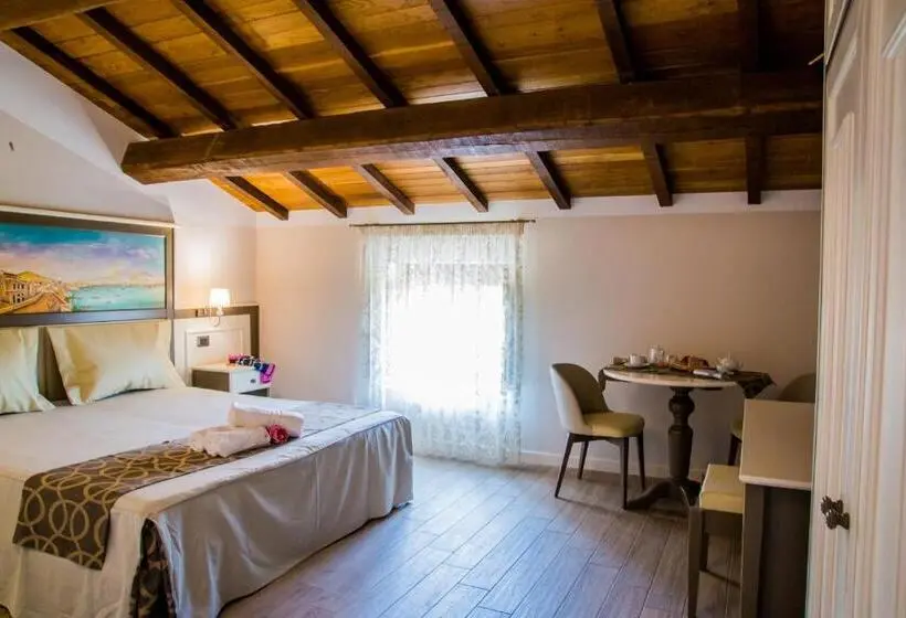 デラックスルーム, Tenuta D Ausilio