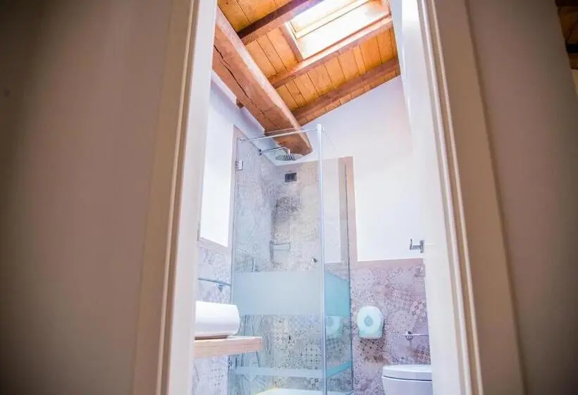 デラックスルーム, Tenuta D Ausilio