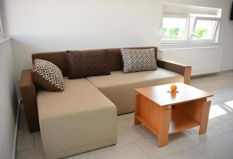 آپارتمان 1 خوابه با بالکن, Deltix Apartments