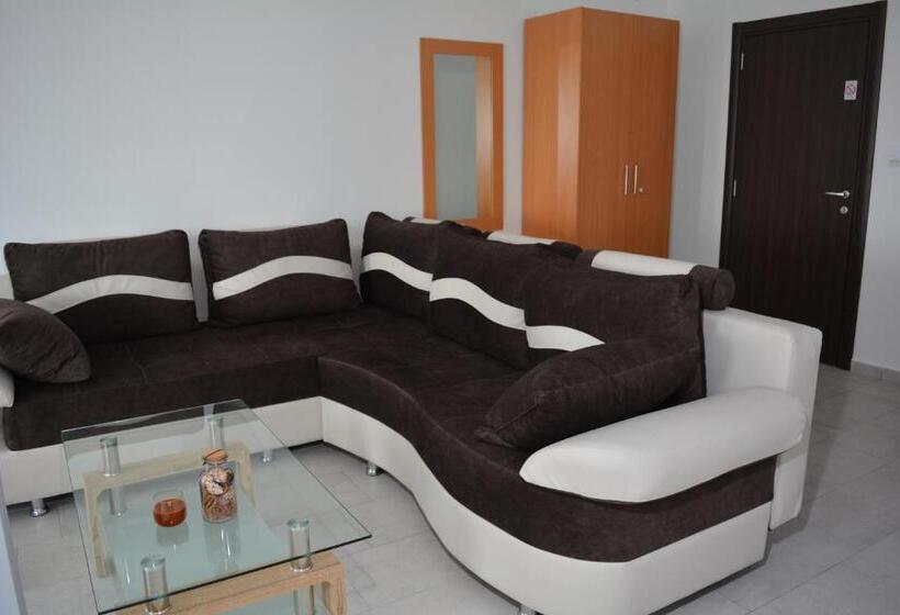 آپارتمان 1 خوابه, Deltix Apartments