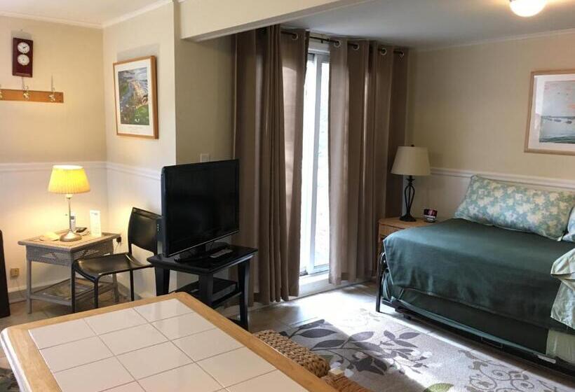 סוויטה, Westhampton Seabreeze Motel