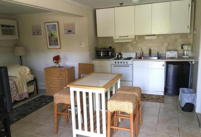 סוויטה, Westhampton Seabreeze Motel